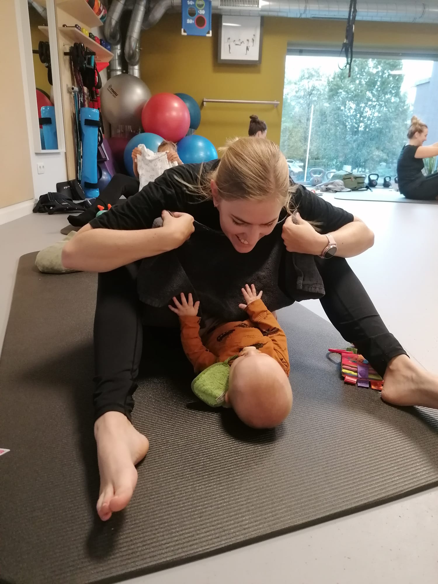 Mama-baby workout